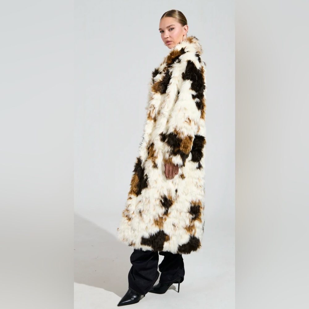 BRONX FAUX FUR COAT - L/XL 
Price is firm. - Picture 3 of 4
